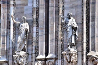 1 * Milan. Şehir insubria Mediolanum (Insubria Mediolanum) antik adı. V yüzyılda M.ö. 2 kurulan * Lombardy başkenti son dönemlerin tüm mimari tarzı dizi taşımaktadır. Kentsel peyzaj. İtalya. Milan. Yaz 2018