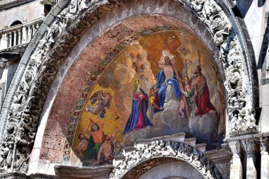 1 * Venedik-a tarihi Dünya Miras kenti Adriyatik lagün Adaları üzerinde bulunmaktadır. Yaz 2018 İtalya. Europe.2* büyük kanal, Gotik ve Bizans tarzında bir Rönesans Venedik Mimarlık manzarasına sahip Venedik canal işlek.