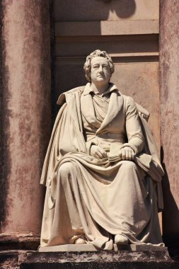 1 Dresden'de Saksonya'nın Doğu Alman kara başkentidir. Avrupa. Almanya. Kentsel mimari. Yaz. 2018. 2 * Dresden bir Sakson mimarisi, küller ve kalıntılar ikinci dünya savaşından sonra canlanan parlak mucizesi.