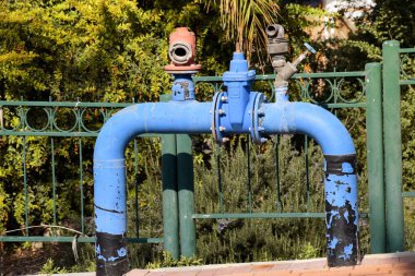 1* Yarhiv.Yarhiv. Moshav, İsrail'in orta bölgesinde. 1949 yılında kurulmuştur. Bölgesel Drom Hasharon Konseyi. Mimari. Bahar..