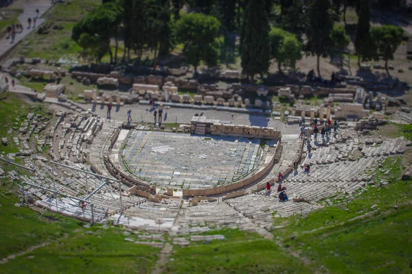 Efecto de desplazamiento de inclinación del Teatro de Dionisio desde la Acrópolis, Atenas —  Fotos de Stock