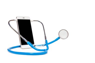 Telefon ve steteskop. Doktor online konsepti. Hastanla çevrimiçi tıbbi klinik bağlantısı. Online tıbbi danışmanlık.