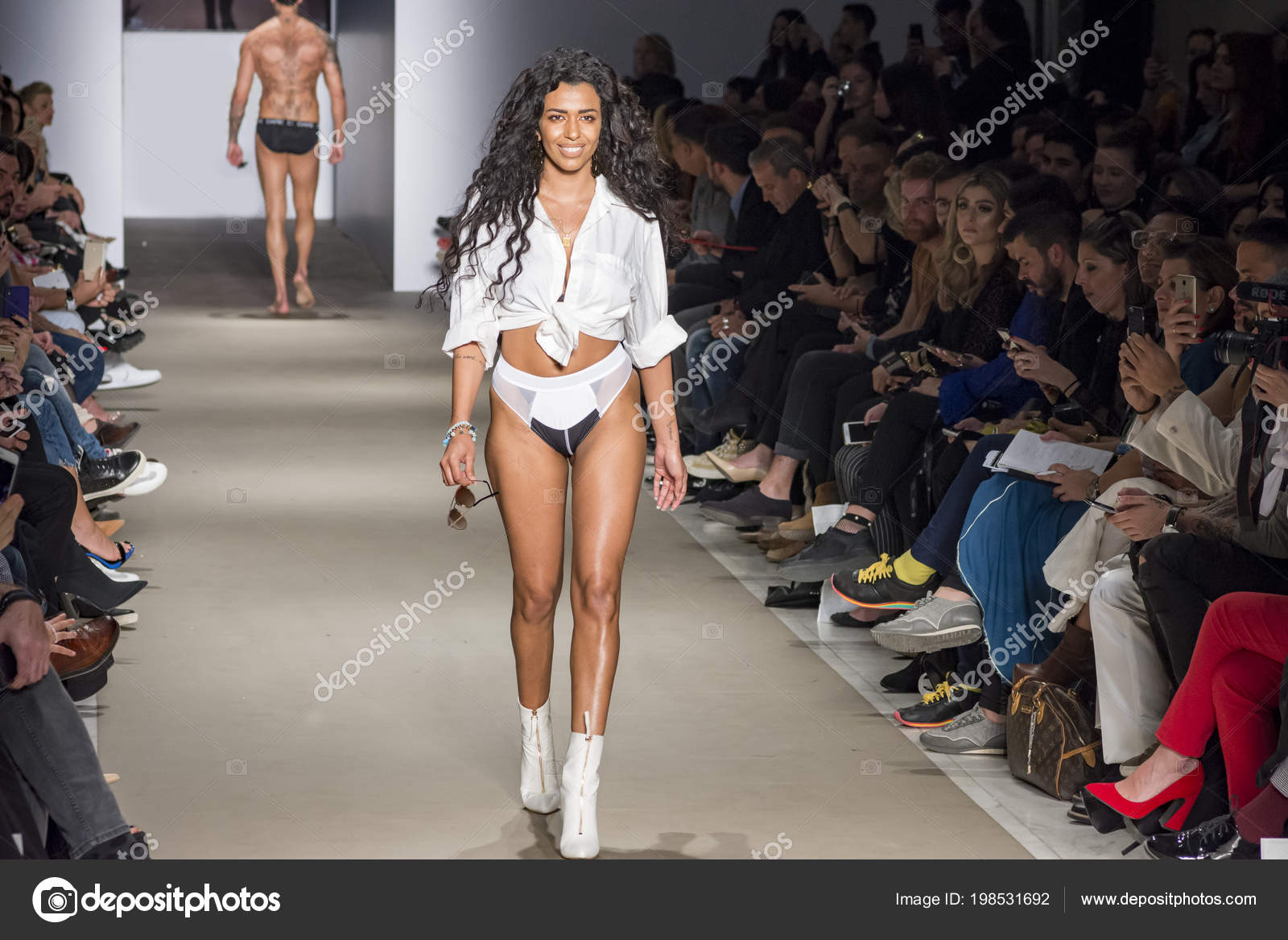 sexy fashion catwalk pics Female fetish model