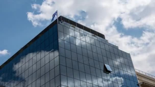 建物側の雲の反射 — ストック動画