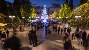Syntagma Meydanı zaman atlamalı Noel ağacı, Atina, Yunanistan ile gece