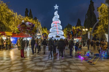 Syntagma Meydanı ile Noel ağacı, Atina, 26 Aralık 2018