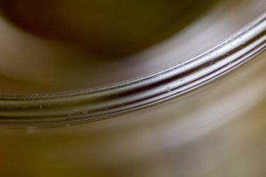 bir cam ın dudağının yakın çekim