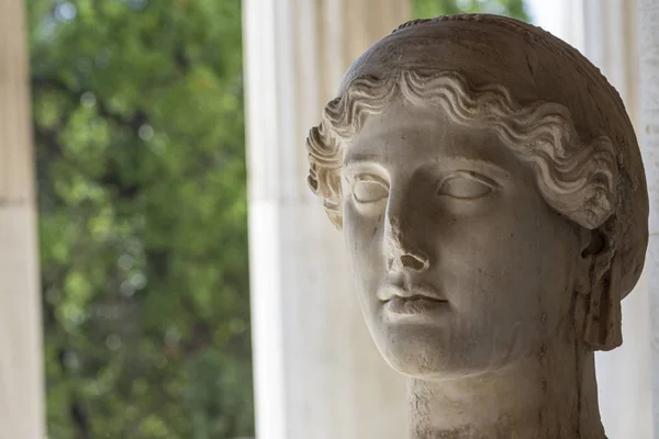 Pomnik greckiej bogini Nike — Zdjęcie stockowe