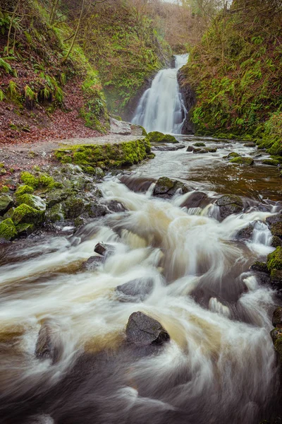 Gleno stream and waterfall — Stockfoto