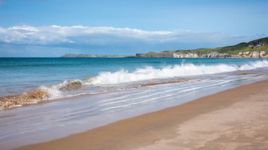 White Rocks Sahili, Causeway Sahili