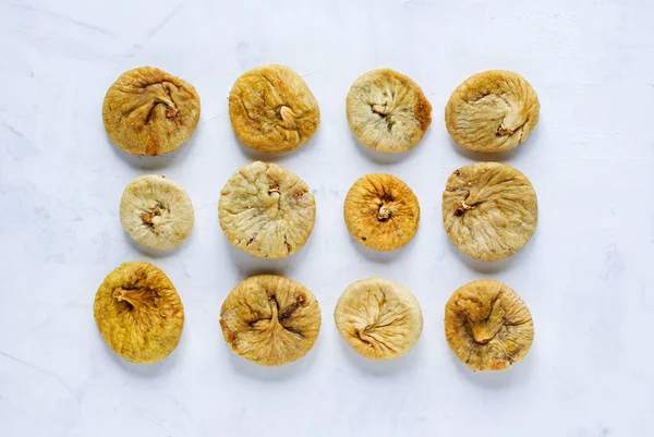 Kuru incir yukarıdan düzenlenmesi