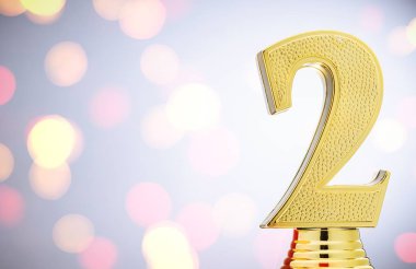 2. sırada kopya alanı ile altın kupa kadar Ikincisi