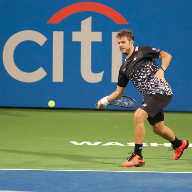 Stan Wawrinka (Sui) 31 Temmuz 2018 yılında Washington Dc Citi açık tenis turnuvası Donald Young (ABD) düşüyor