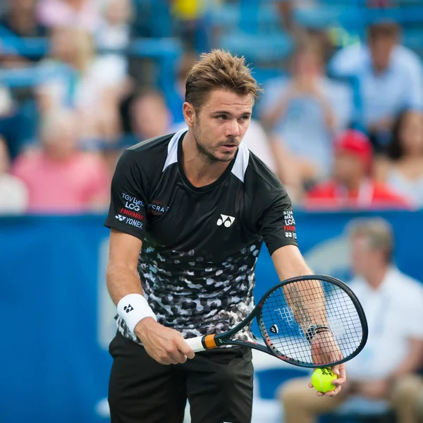 Stan Wawrinka (Sui) 31 Temmuz 2018 yılında Washington Dc Citi açık tenis turnuvası Donald Young (ABD) düşüyor