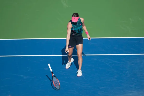 Andrea Petkovic Dui Valt Aan Svetlana Kuznetsova Rus Het Atp — Stockfoto