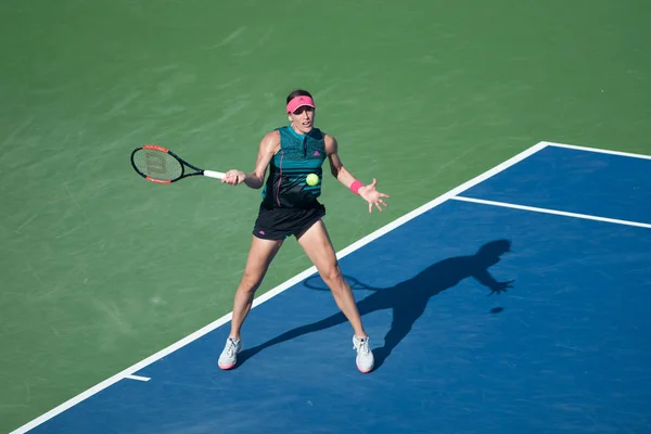 Andrea Petkovic Ger Falls Svetlana Kuznetsova Rus Citi Open Tennis — Stock Photo, Image