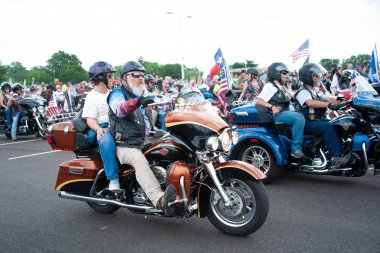 Biniciler Rolling Thunder katılmak, Abd dahil savaşların Pows ve Mias dikkat çekmek için bir motosiklet ralli, Mayıs'ta 26, 2019 Washington, Dc