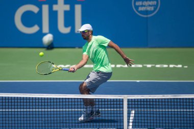 Victor Troicki (SRB) Tayland-son Kwiatkowski (ABD, resimli değil) 28 Temmuz 'da Citi açık tenis turnuvası eleme turu, 2019 Washington DC düşüyor