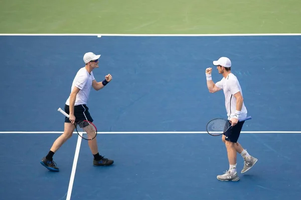 アンディ マレーとジェイミー マレー Gbr 2019年7月31日にワシントンDcで開催されるシティ オープン テニス トーナメントでニコラス マウトとエドゥアール ロジャー — ストック写真