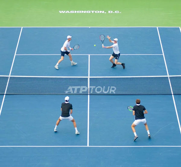 Andy Murray Und Jamie Murray Gbr Besiegen Nicolas Mahut Und — Stockfoto
