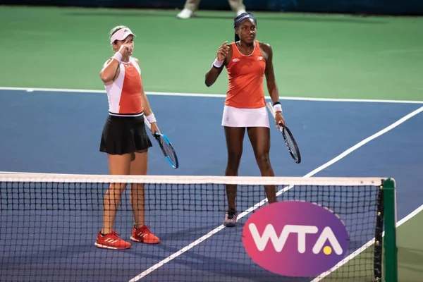 Coco Gauff ve Catherine Mcnally (ABD), 31 Temmuz 2019'da Washington Dc'de düzenlenen Citi Open tenis turnuvasında çiftler takımında oynuyorlar.
