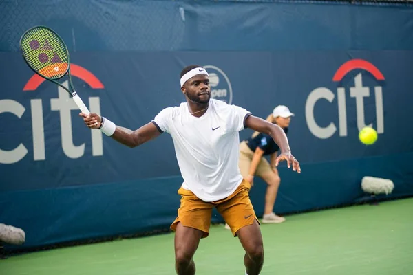弗朗西斯 蒂亚福 出席2019年8月1日在华盛顿举行的花旗网球公开赛 — 图库照片