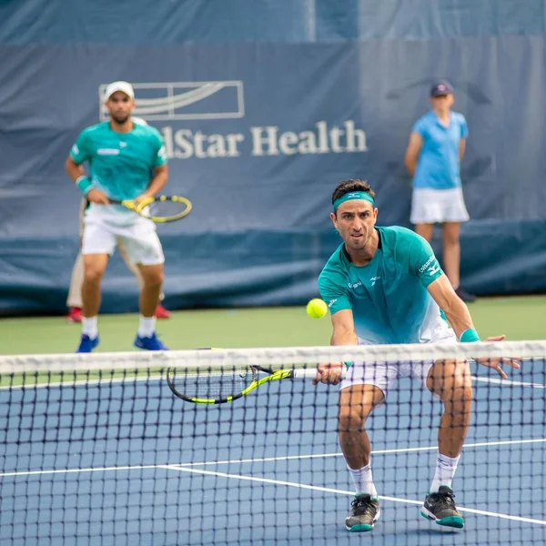 Хуан Себастьян Cabal Роберт Фарах Кол Подвоюється Грати Citi Open — стокове фото