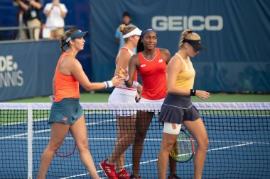 Coco Gauff (ABD) ve Caty Mcnally (ABD), Maria Sanchez (ABD) ve Fanny Stollar'ı (Hun) 3 Ağustos 2019'da Washington Dc'de düzenlenen Citi Open tenis turnuvasında çiftler şampiyonluğuna taşıdılar.