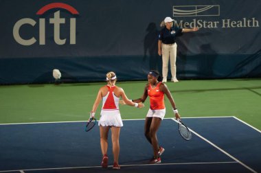Amerikalılar Coco Gauff ve Caty Mcnally 2 Ağustos 2019'da Washington Dc'de düzenlenen Citi Open tenis turnuvasında çiftlerde oynuyorlar.