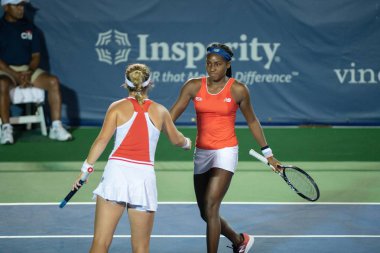 Amerikalılar Coco Gauff ve Caty Mcnally 2 Ağustos 2019'da Washington Dc'de düzenlenen Citi Open tenis turnuvasında çiftlerde oynuyorlar.