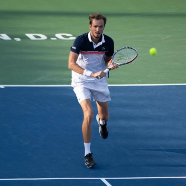 Daniil Medvedev (Rus), 4 Ağustos 2019'da Washington Dc'de düzenlenen Citi Open tenis turnuvasının finalinde Nick Kyrgios'a (Aus, resimde değil) düşüyor.