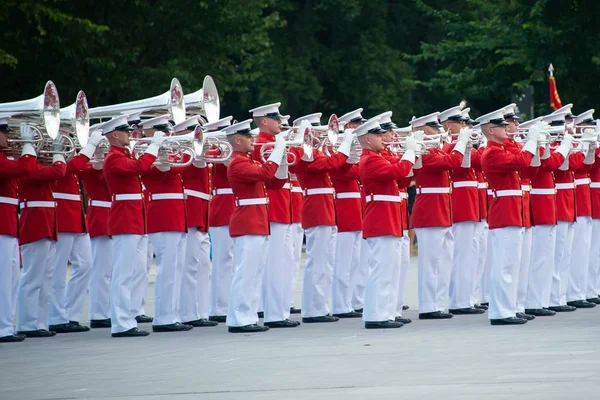 Het Marine Corps Sunset Parade Met Eigen Commandant — Stockfoto