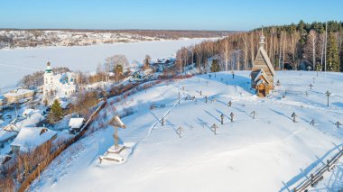Volga nehri kıyısındaki Plyos kasabası, Rusya