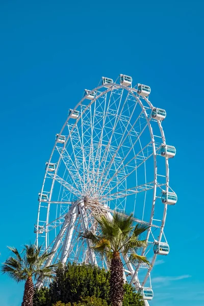 Weißes Riesenrad Malaga Spanien — Stockfoto