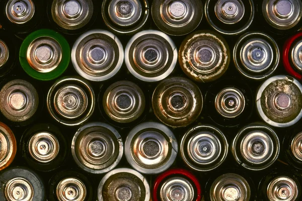 Gruppe alter gebrauchter Einwegbatterien — Stockfoto