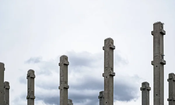 Pilares de hormigón industrial para un nuevo centro comercial —  Fotos de Stock