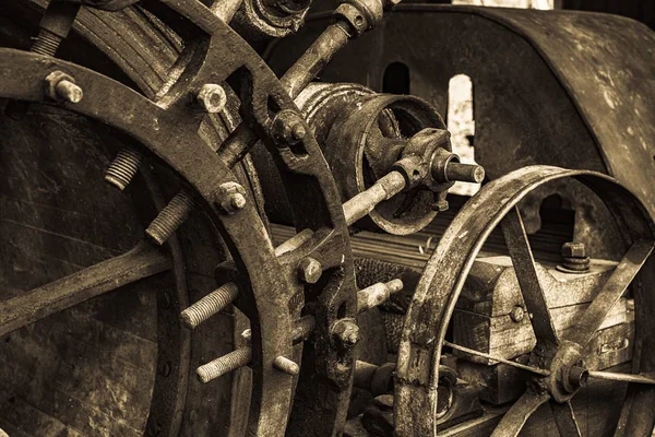 Anciennes machines agricoles anciennes — Photo