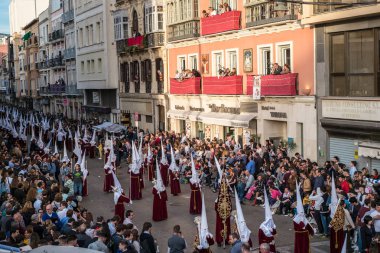 Bir İspanyol cit Kutsal Hafta'da alayı İnsanlar