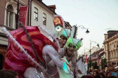 Almanya'dan Bukalemunlar dans ekibi