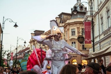 Almanya'dan Bukalemunlar dans ekibi