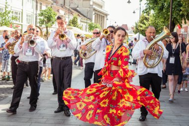 Cozme ti gelen Pirinç Band