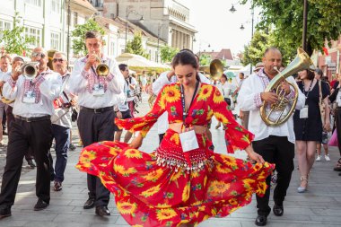 Cozme ti gelen Pirinç Band
