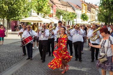 Cozme ti gelen Pirinç Band