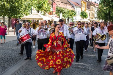 Cozme ti gelen Pirinç Band