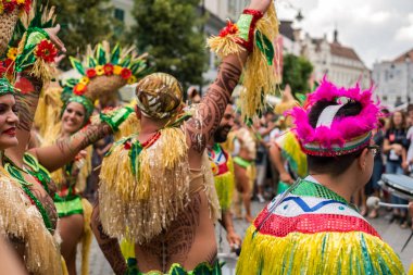 Karşılaştırmalar Los Cariocas