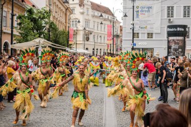 Karşılaştırmalar Los Cariocas