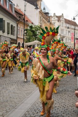 Karşılaştırmalar Los Cariocas
