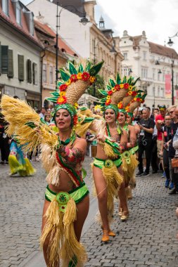 Karşılaştırmalar Los Cariocas