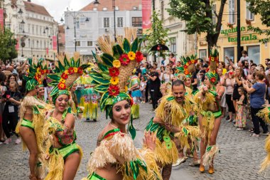 Karşılaştırmalar Los Cariocas