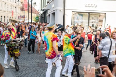 Bay Wilson'ın İkinci Gömlekleri